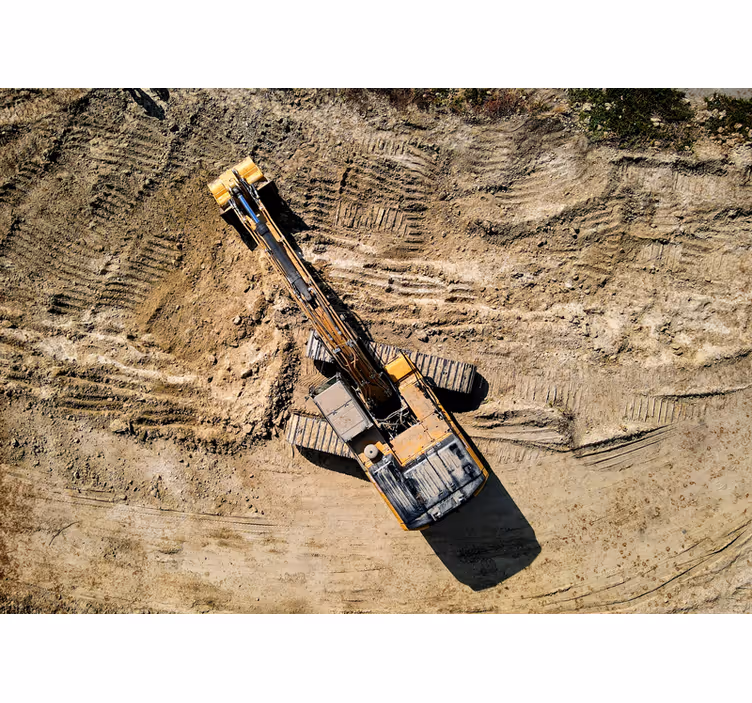 Automotive wall murals excavator in action - TenStickers