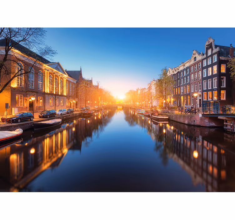 Wall mural amsterdam evening at the canals - TenStickers