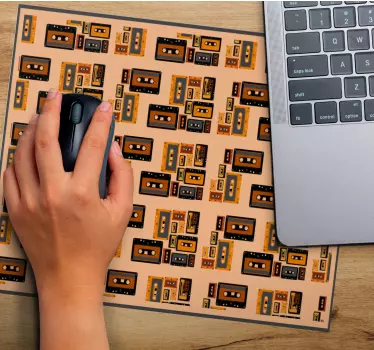 Gaming mouse pad retro cassette design - TenStickers
