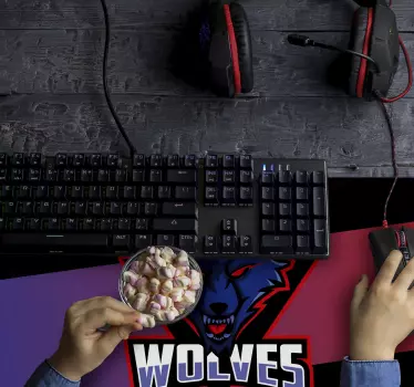 Gaming mouse pad wolf emblem design - TenStickers