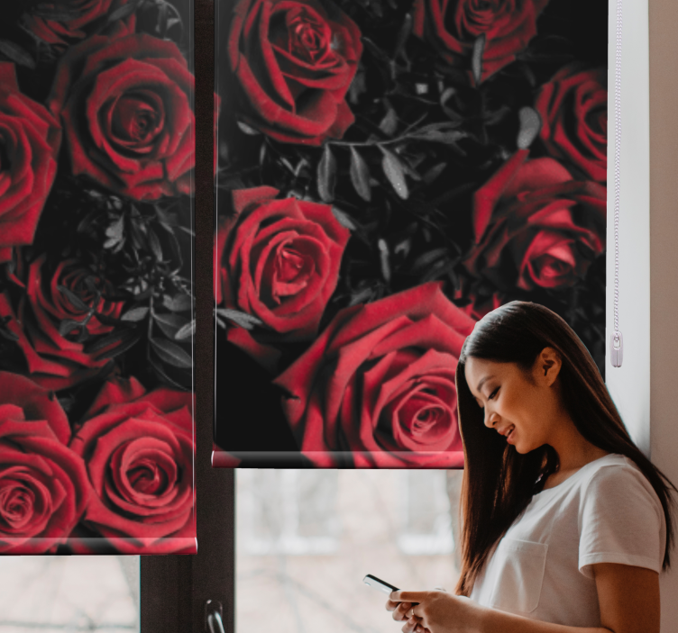 Beautiful Red Roses floral blind - TenStickers