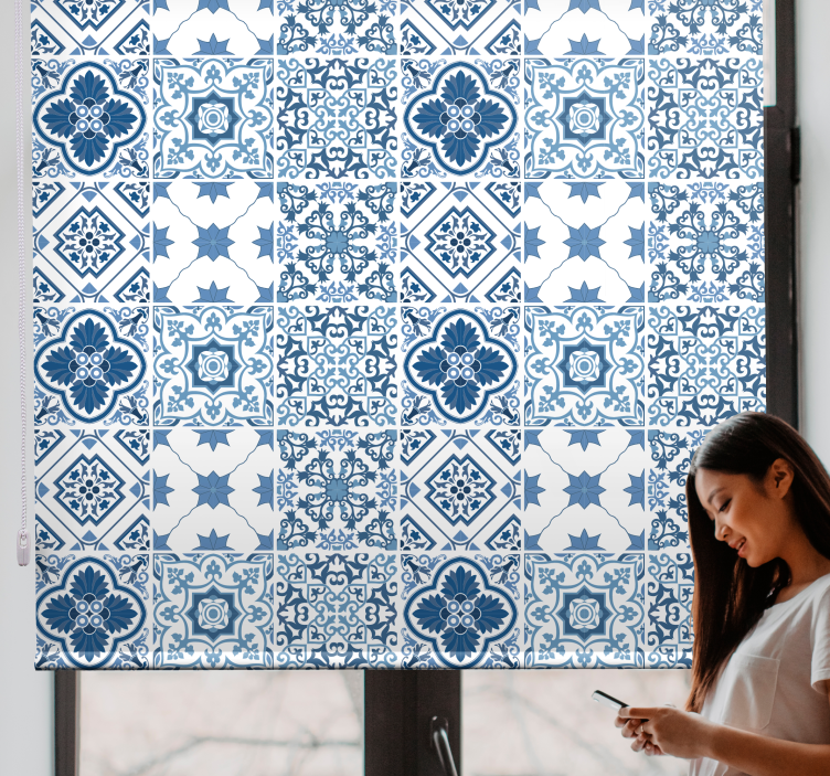 Intricate blue patterns bathroom blind - TenStickers