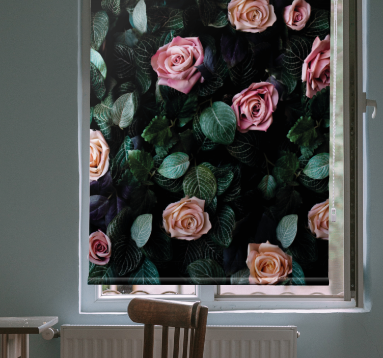 Realistic roses pattern floral blind - TenStickers