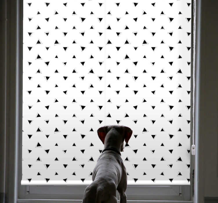 Black and white triangles pattern roller blind - TenStickers