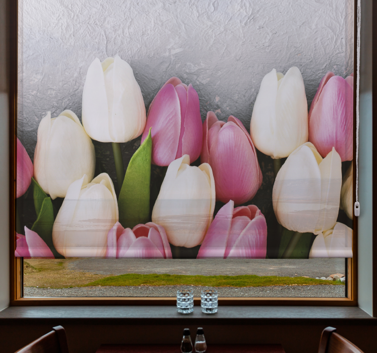 Tulip Blossom Arrangement blind flowers - TenStickers