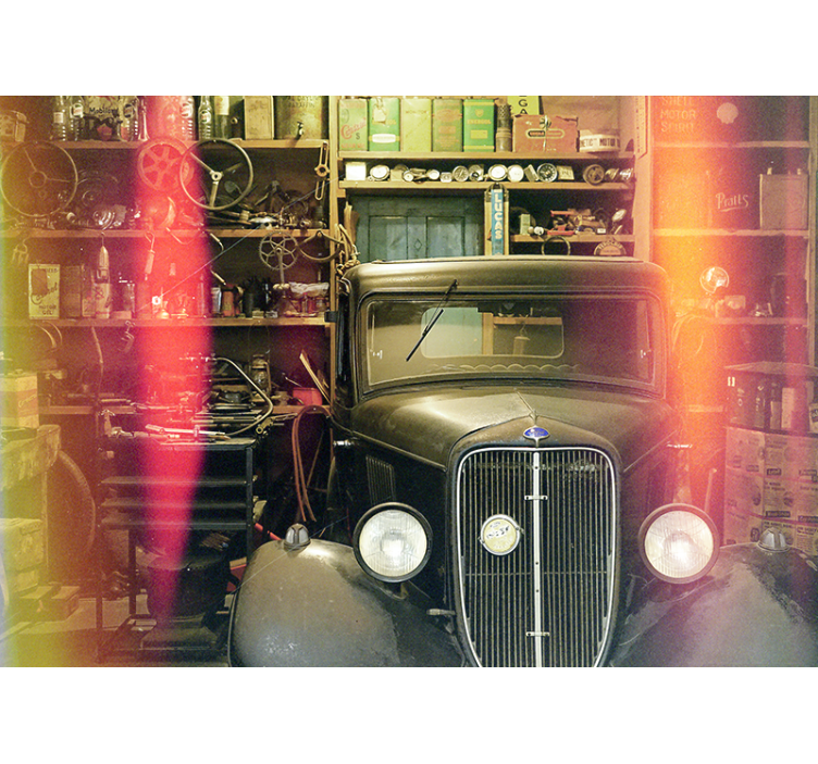 Automotive wall murals vintage car display - TenStickers