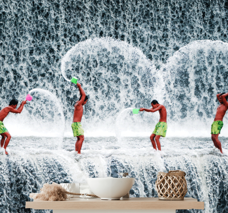 Wall mural people playful water splash - TenStickers