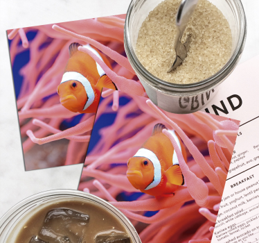 Modern coasters clownfish underwater scene - TenStickers