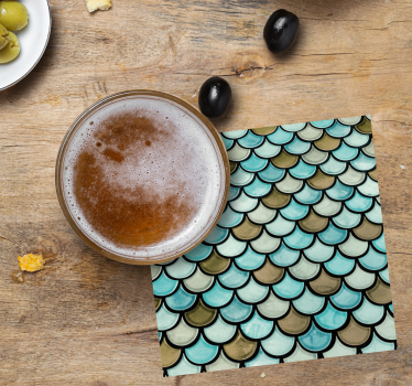 Texture coaster with scalloped layered design - TenStickers