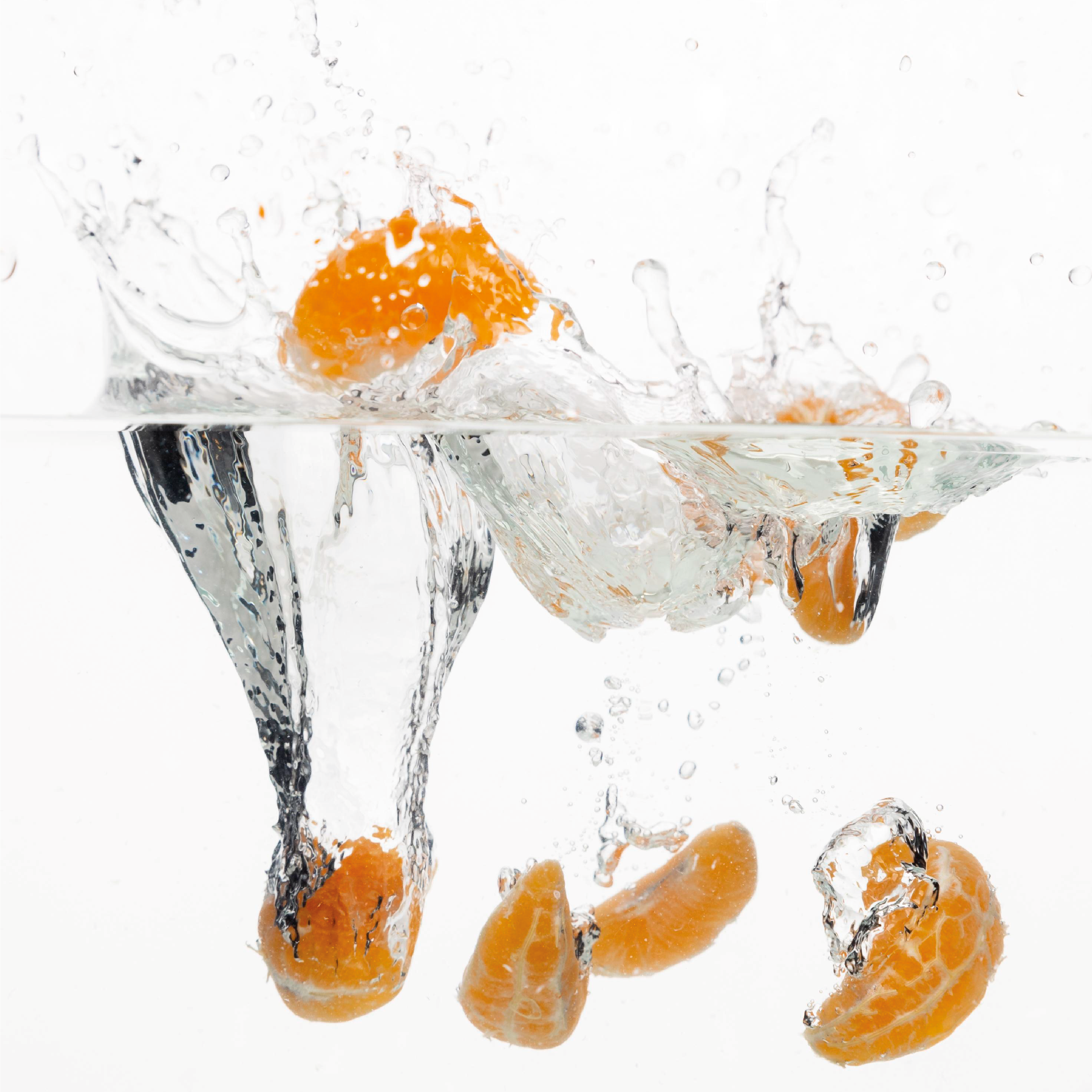 Kitchen poster fruits in water - TenStickers