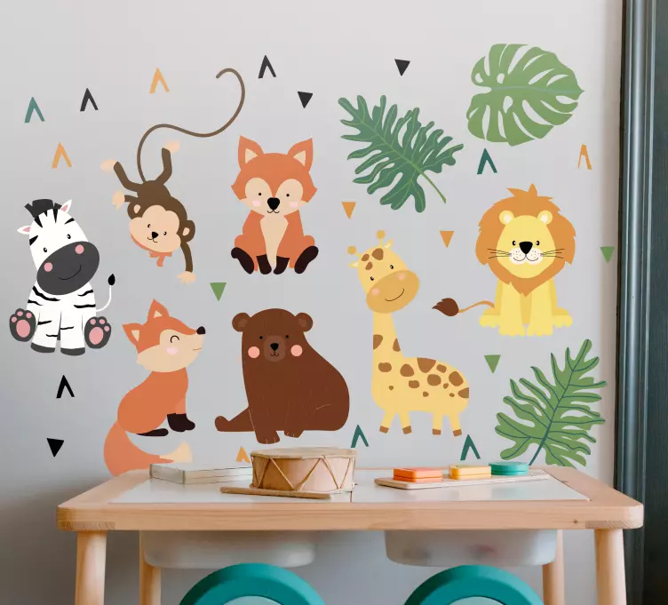 Cute wild animals with leaves wall decal - TenStickers