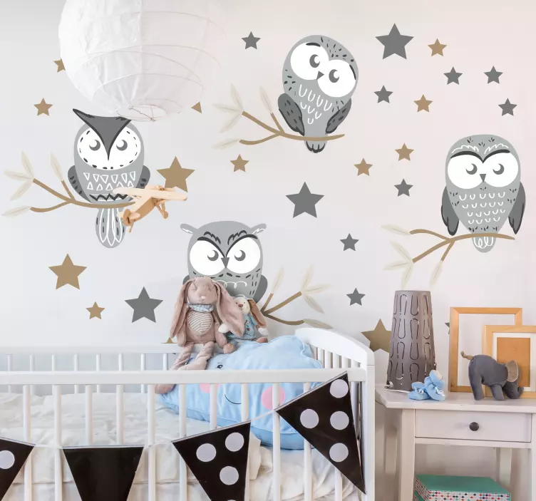 Nordic baby owls with stars illustration decal - TenStickers