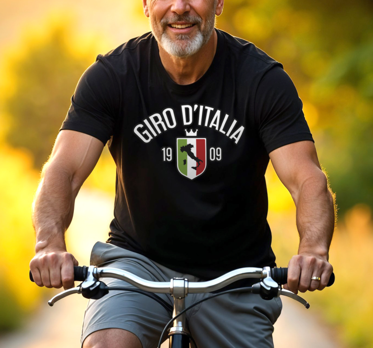 "Giro d'Italia" shield t-shirt - TenStickers
