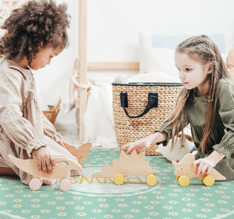 Personalized Daisy Circle custom vinyl carpet - TenStickers