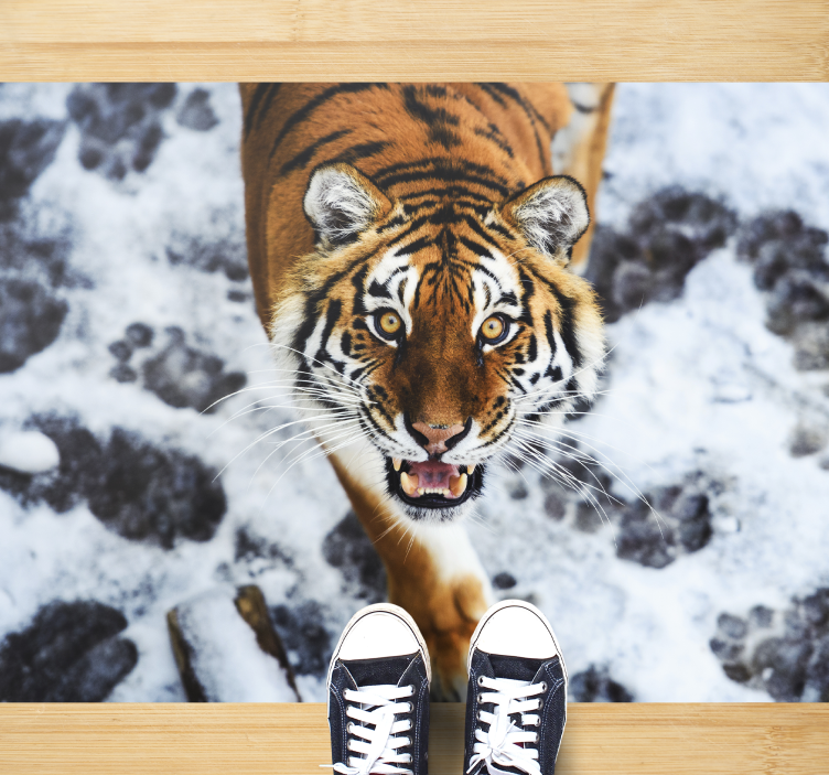Fierce tiger stance animal vinyl carpet - TenStickers