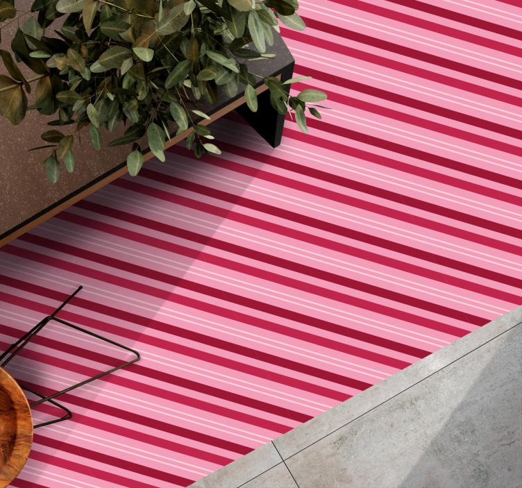 Striped vinyl carpet in pink striped pattern - TenStickers