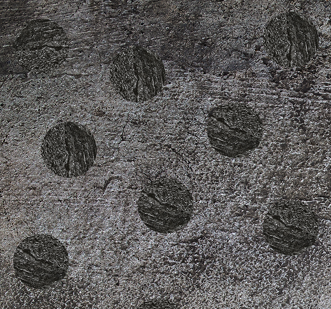 Grey vinyl carpet with abstract round patterns - TenStickers