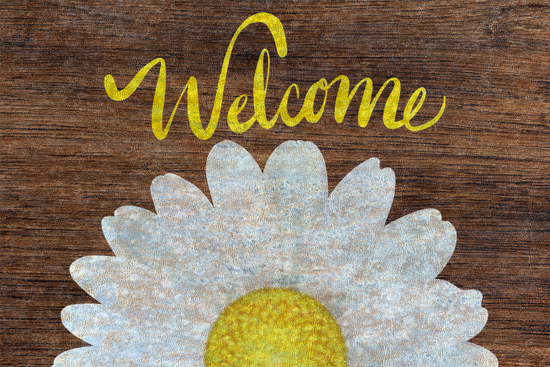 Daisy welcome message entrance hall vinyl carpet - TenStickers