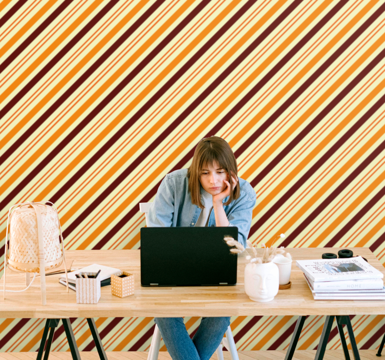 Diagonal Stripe Pattern wallpaper horizontal stripes - TenStickers